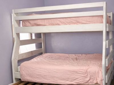 Full Over Queen Bunkbed With Full Trundle
