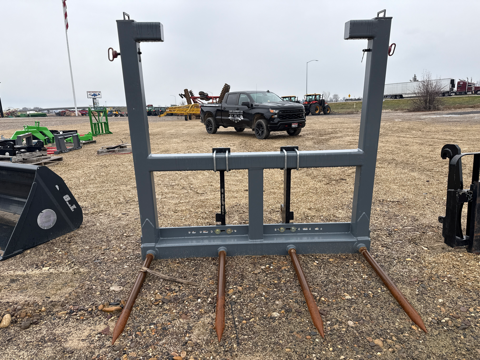 2024 Hatfield HD IT24