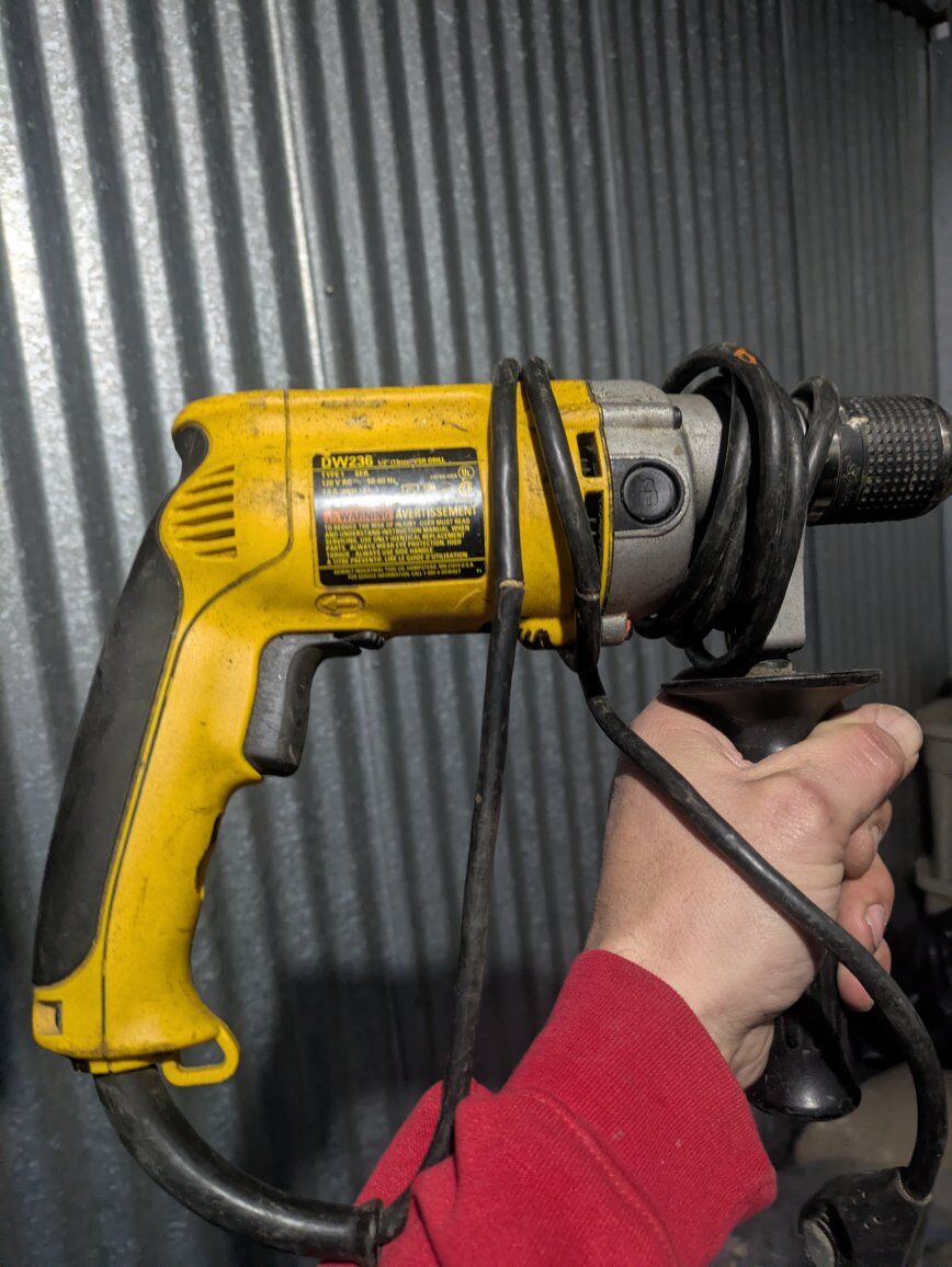 ***Price Lowered***DeWalt corded 1/2 drill