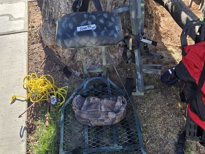 2 differnt tree stands 100.00 each