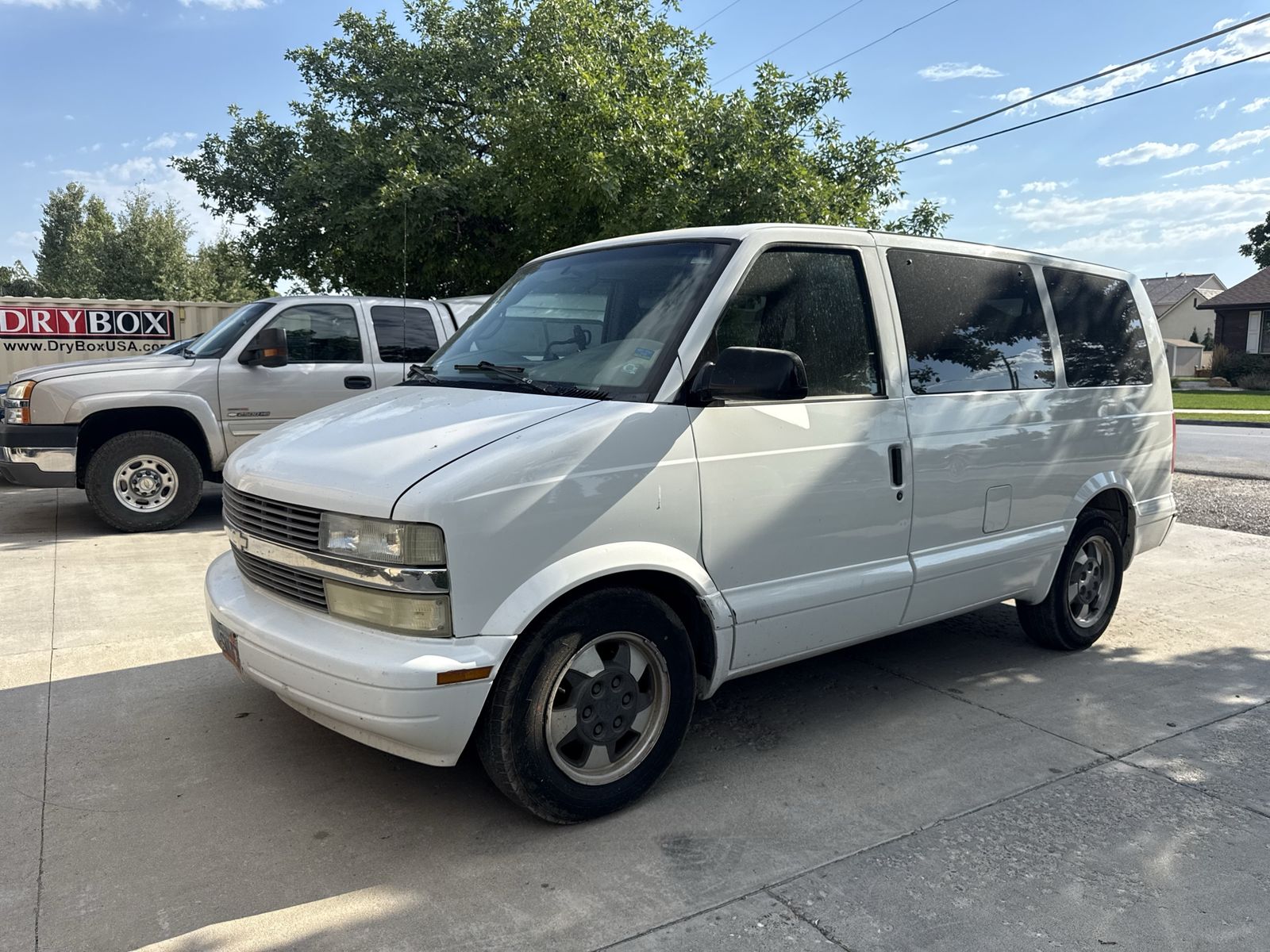 2003 Chevrolet Astro Van LT