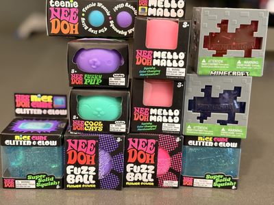 Needoh Fuzz Ball Mello Mallo Glitter Nice Cube