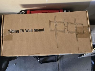 Tilting TV Wall Amount