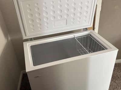 Danby 7 ft³ Chest Freezer