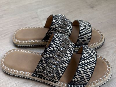 Woven Slide Sandals Size 9.5