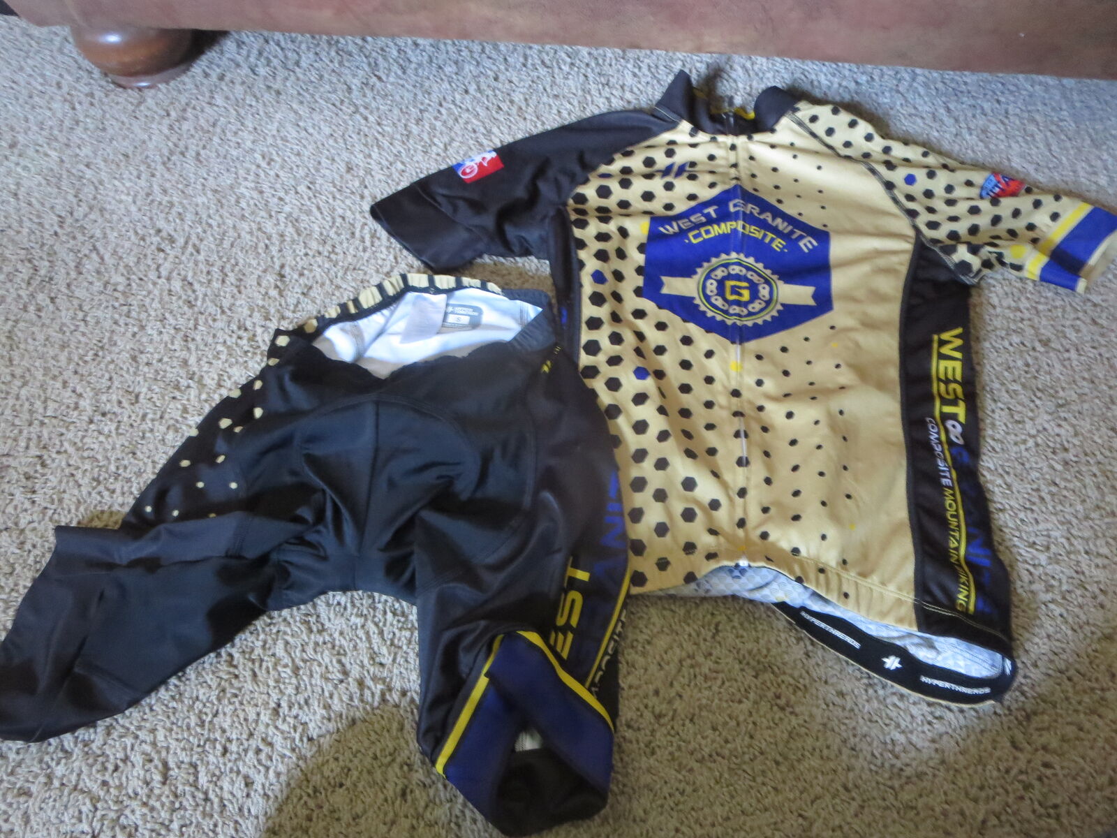 Cycling jersey and matching shorts size small