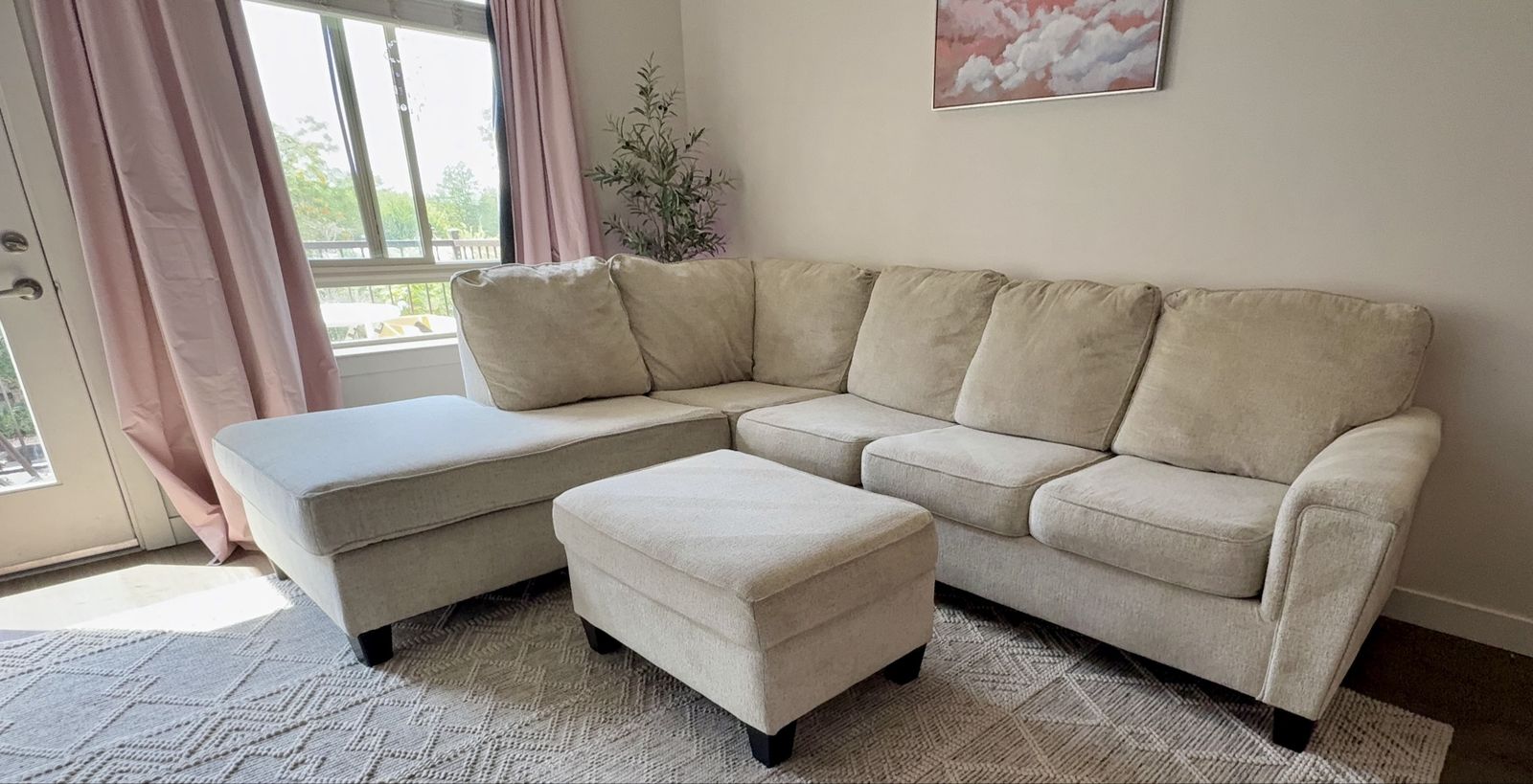 FREE DELIVERY! 2pc Sectional with Ottoman