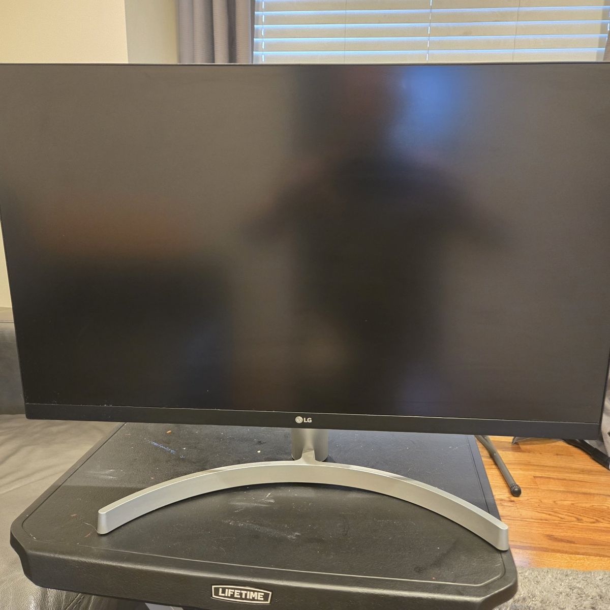 LG 27UL600-W 27" 4K UHD Monitors