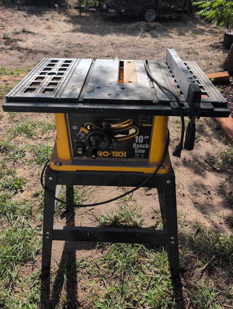 Pro-Tech 10" Bench Saw Table Saw with Stand - Used Power Tool