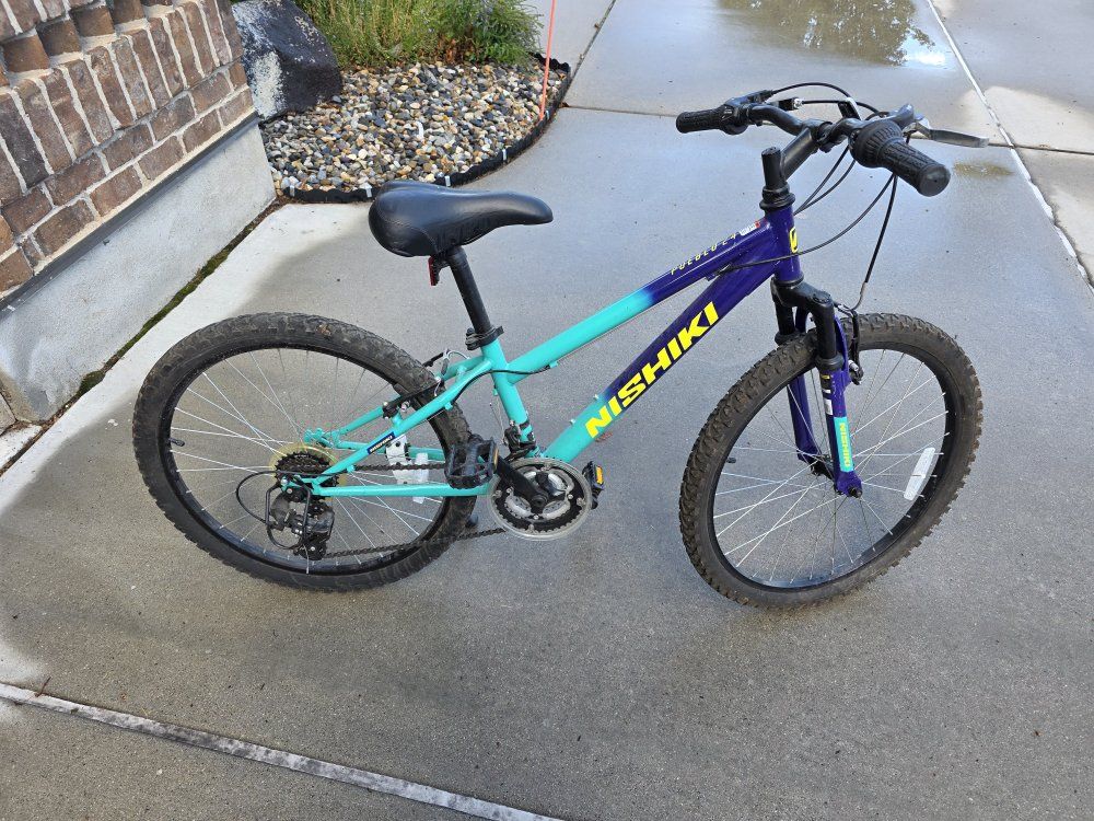 Nishiki Pueblo 24 Kids Mountain Bike Teal Purple
