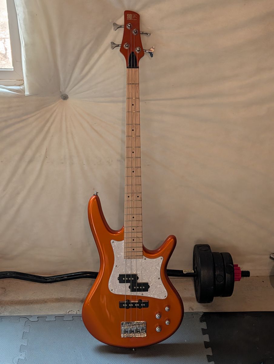 Ibanez Mezzo Medium Scale "Piccolo" Bass SRMD200