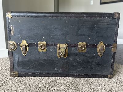 Vintage Hartman Blue Steamer Trunk with Keys, Drawers & Hangers