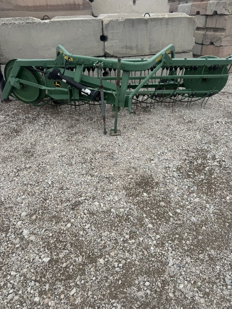 John Deere Hay Rake