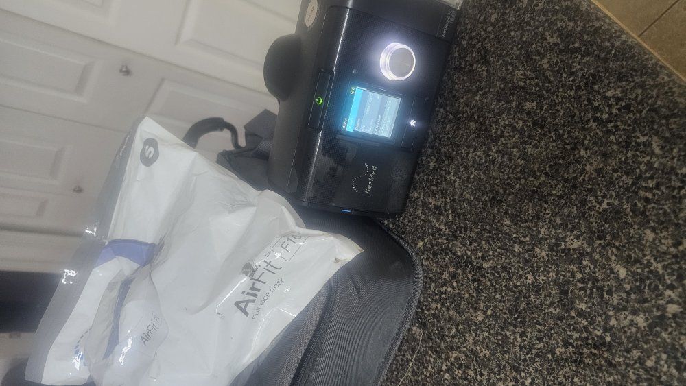 Resmed Airsense Elite Like New
