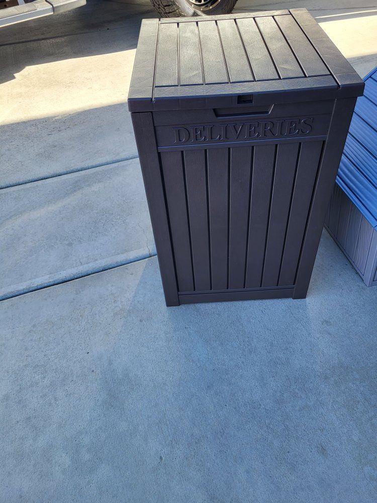 Outdoor Package Delivery Lockable Storage Box** Qty-1