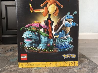 LEGO Pokémon Venusaur, Charizard, & Blastoise Set 72153 - 6838 Pieces Building Kit