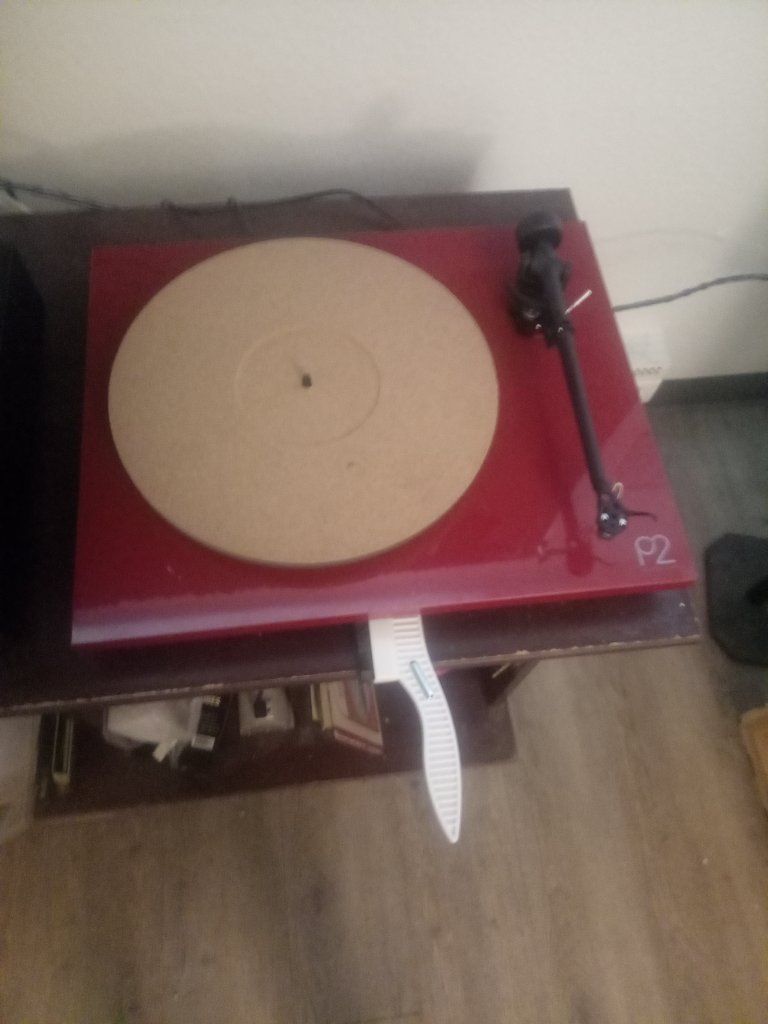 Rega Planar 2 P2 Turntable - Red Gloss Vinyl Record Player