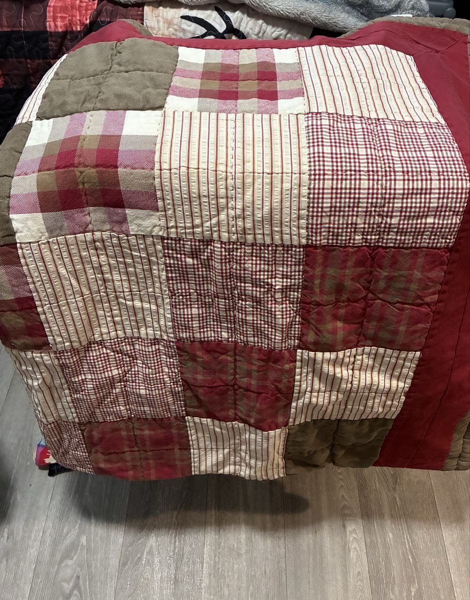 Twin Plaid Patchwork Quilt Red and Tan