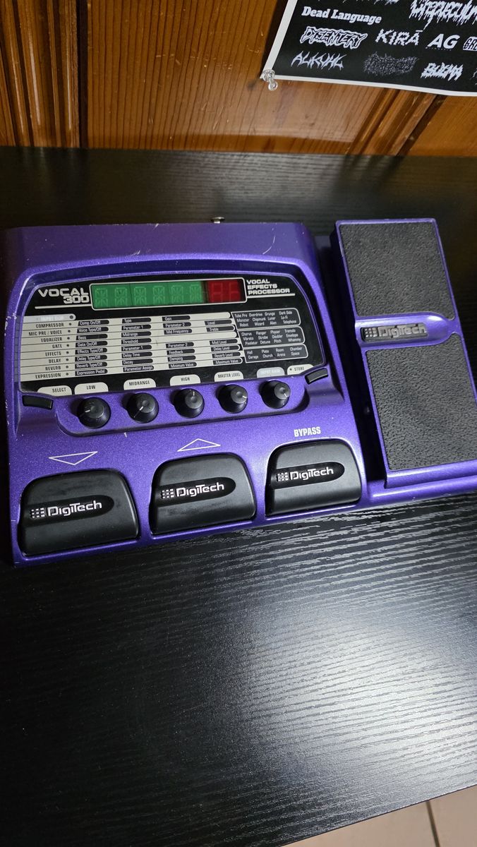 DigiTech Vocal 300 Multi-Effects Processor