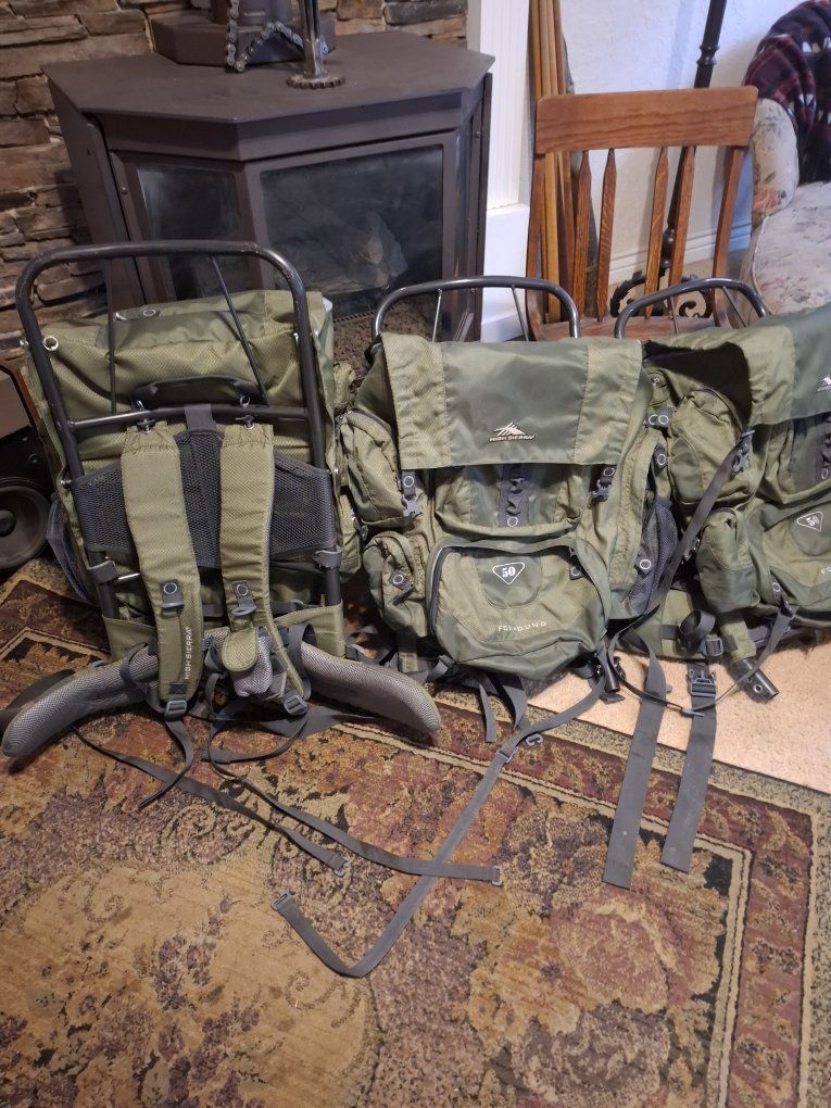 High Sierra Foxhound 50 Hydration Compatible Internal Frame Pack - Olive Green $30 each