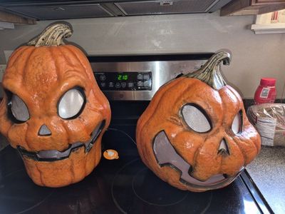 Talking Lighted Jack-o-lantern tabletop