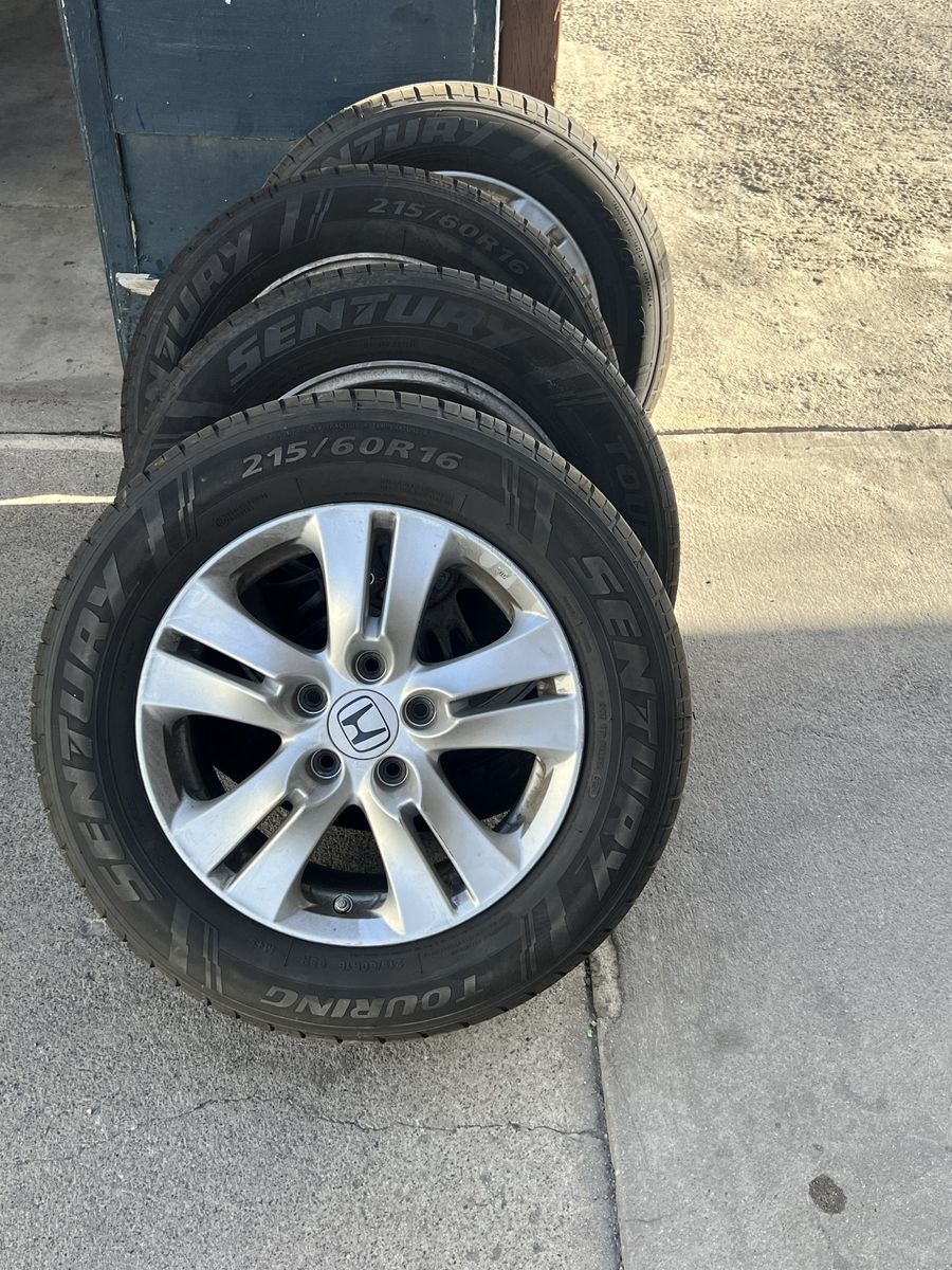 HONDA ACCORD 215/60R16 TIRES