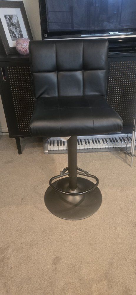 Adjustable Bar Stool