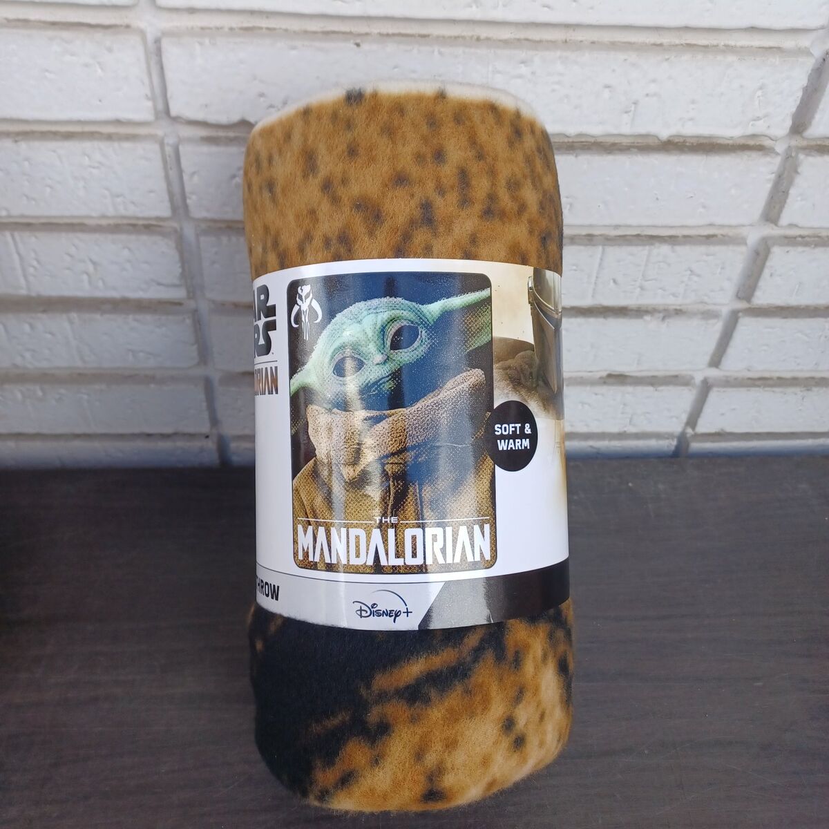 baby Yoda fleece throw