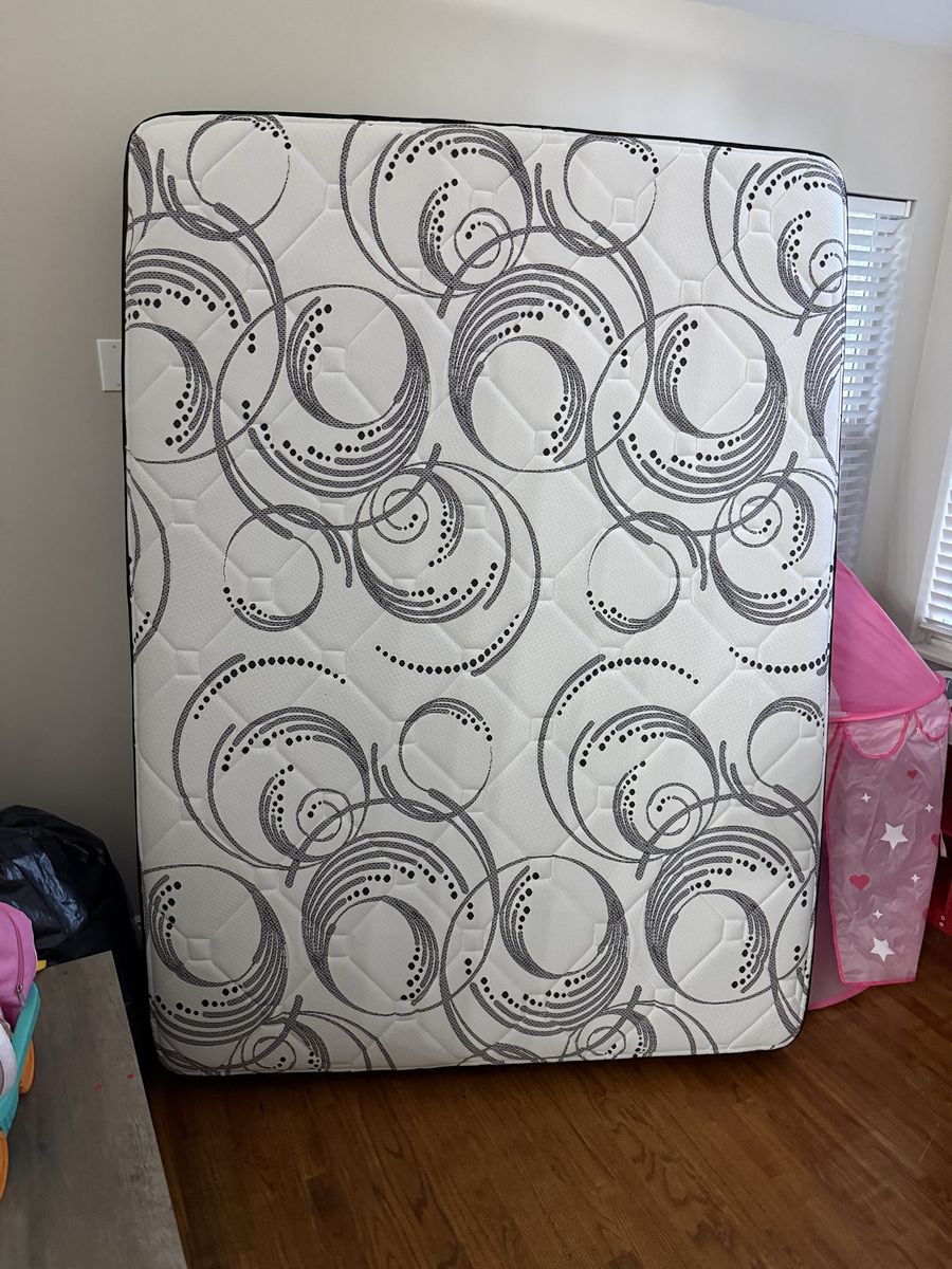 Queen mattress