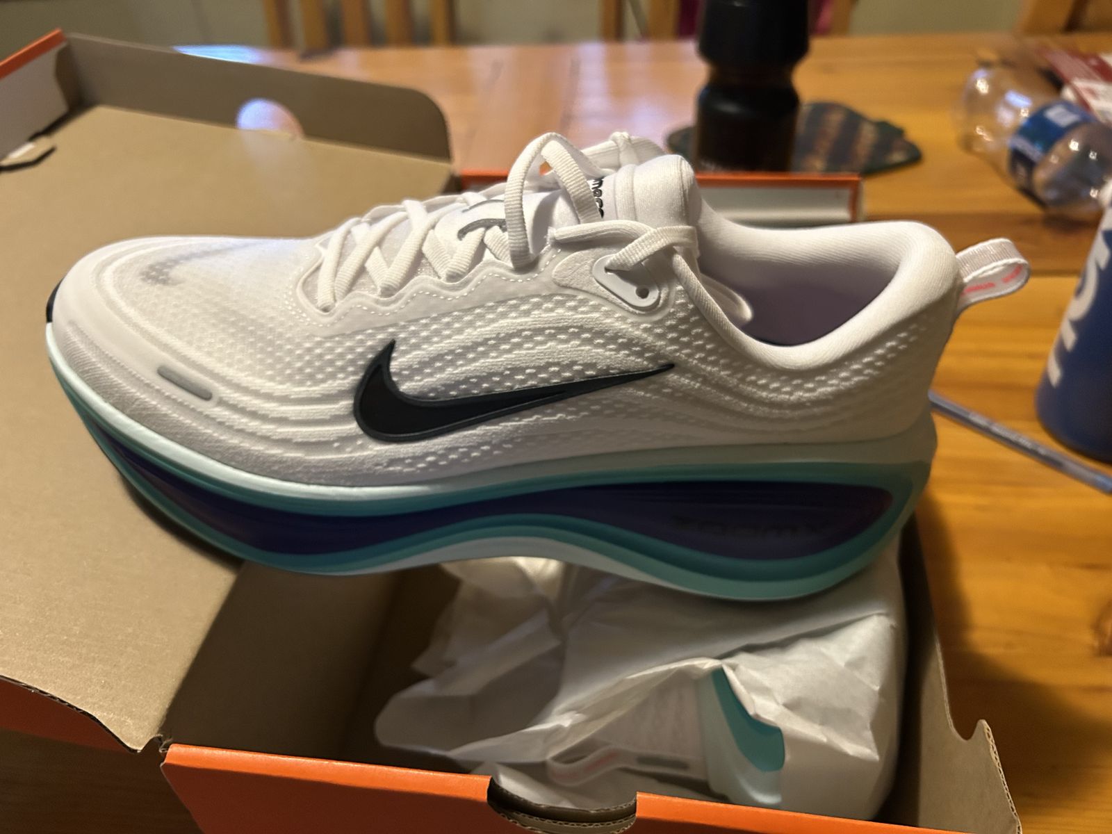 Running Shoes. Nike Vomero Plus - New, Size 11