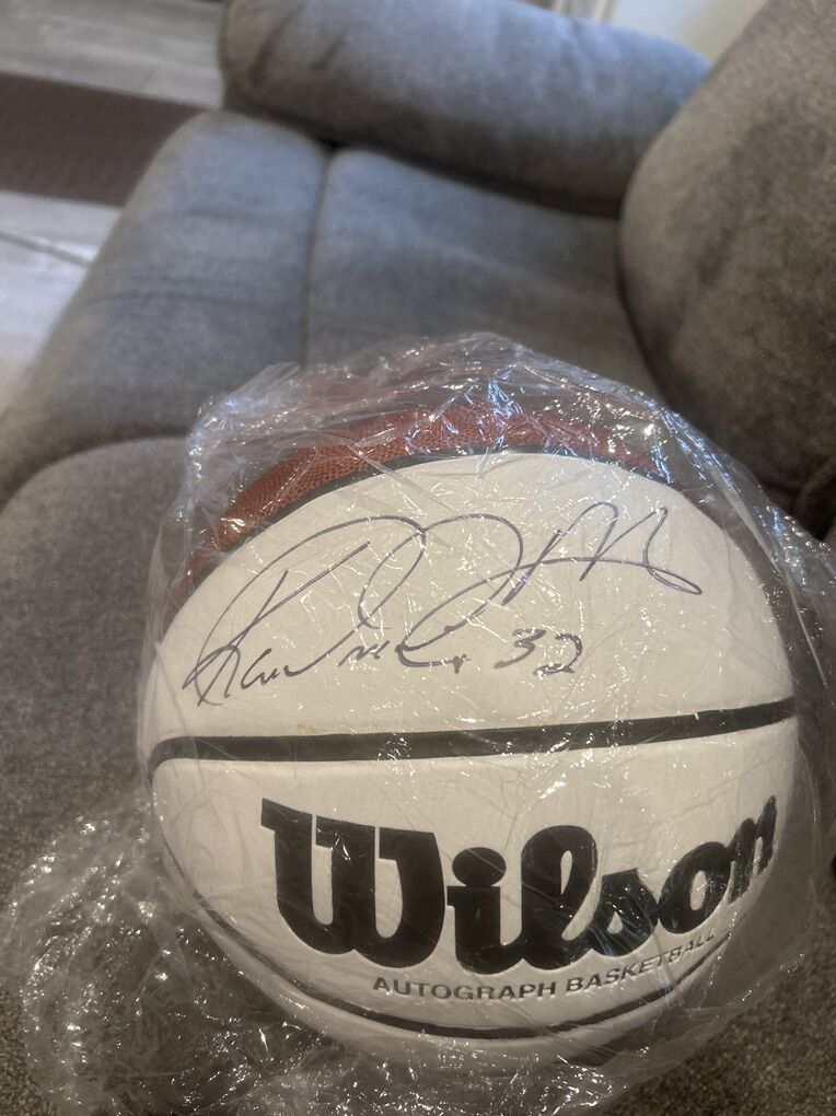 Autographed Carl Malone Basketball