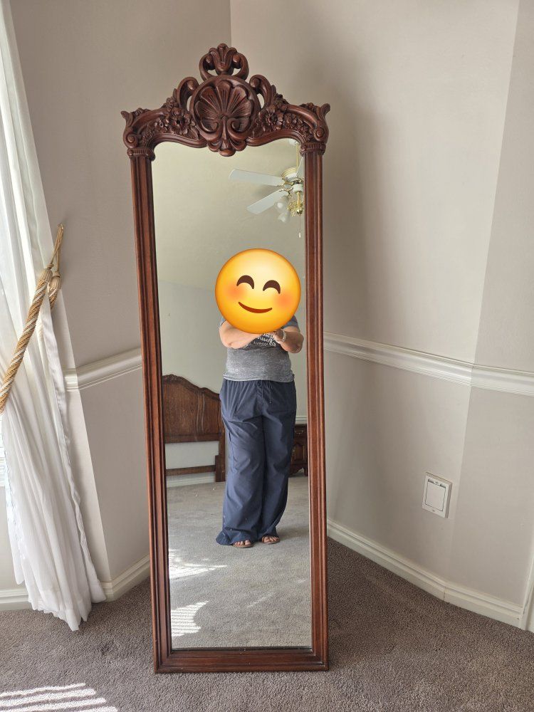 Thomasville Montrachet Bedroom Set