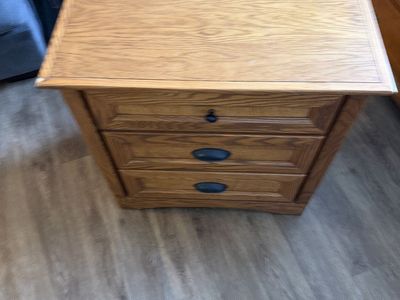 Solid oak dresser and nightstand