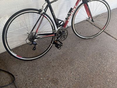 Giant Avail 3 Road Bike - Black/Red, 49cm, Women's, Aluminum Frame, 700c Wheels