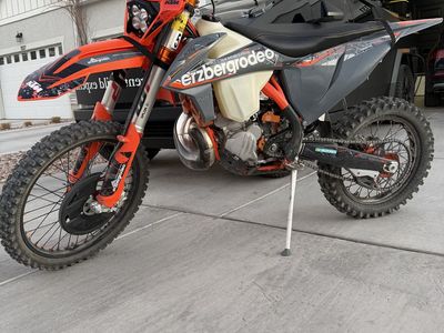 2022 KTM 300 EXC Erzbergrodeo