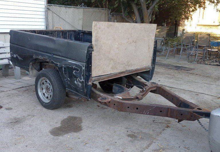 Truck bed trailer