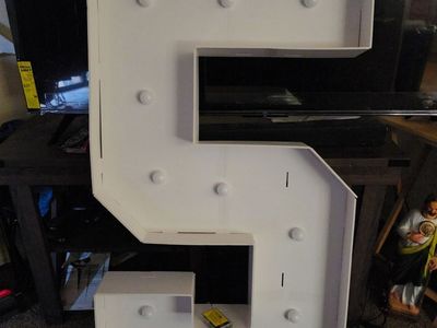 Large Marquee Light Up Number 5
