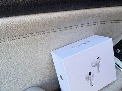 *Emergency Sale* Appple Airpods Pro 3