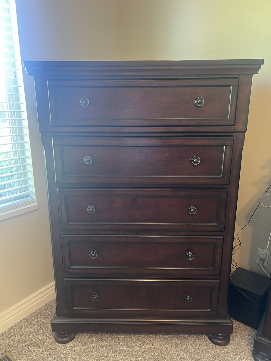 Main image 2