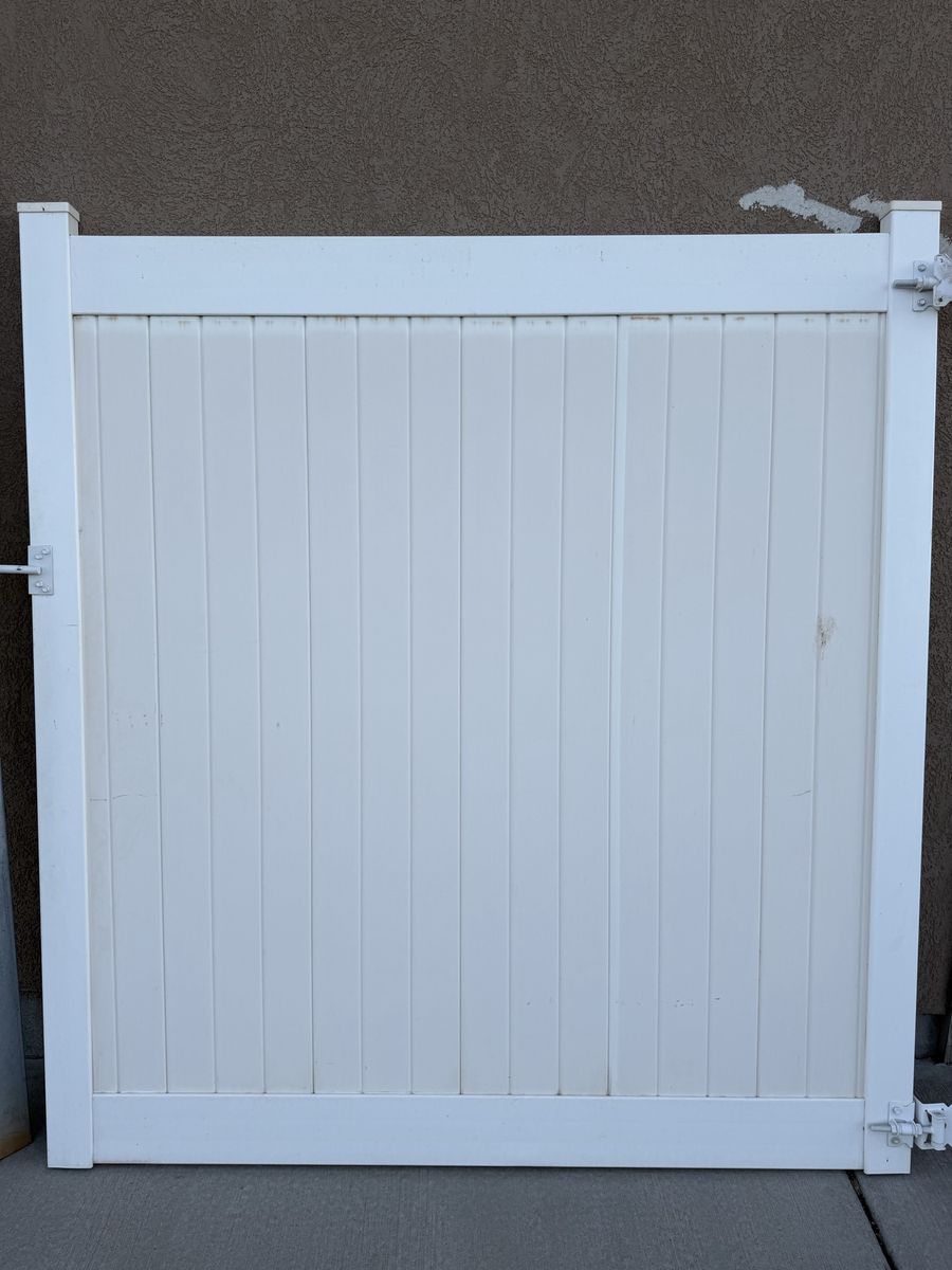 Vinyl Fence Gate
