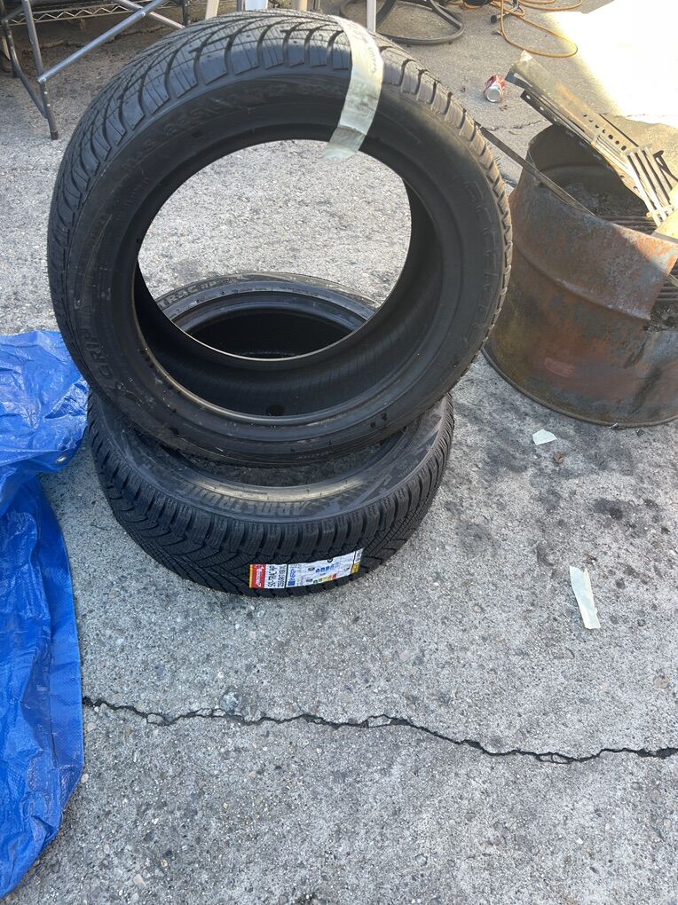 225/50/17 NEW PAIR OF TIRES