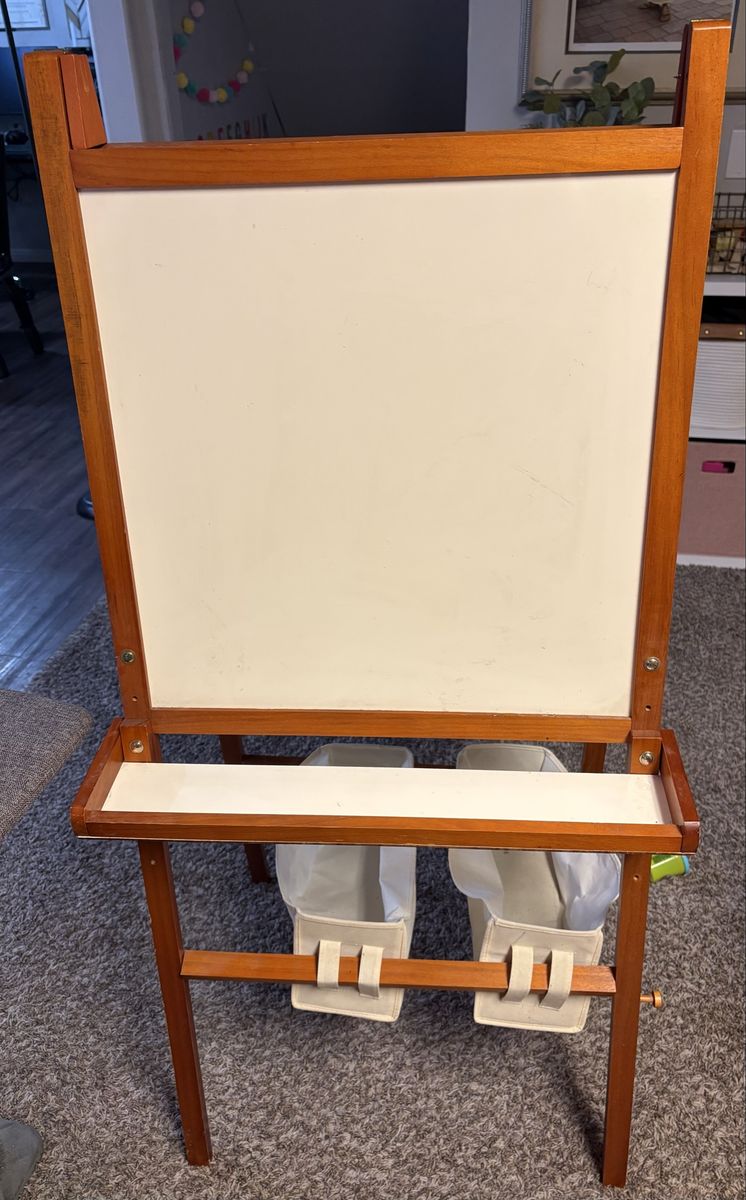 Kids Art Easel
