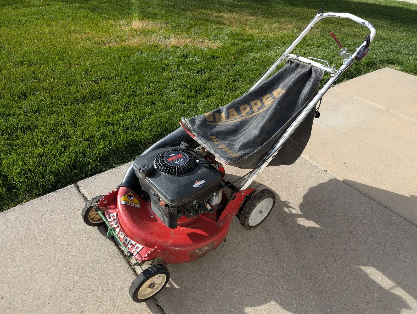 Snapper Lawn Mower with Briggs & Stratton 5 HP Motor