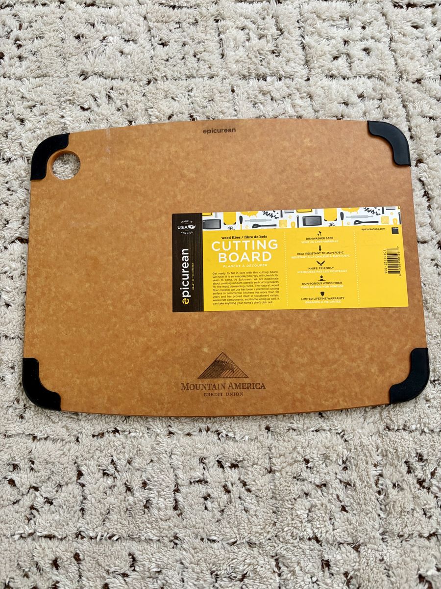 Wood Fiber Cutting Board