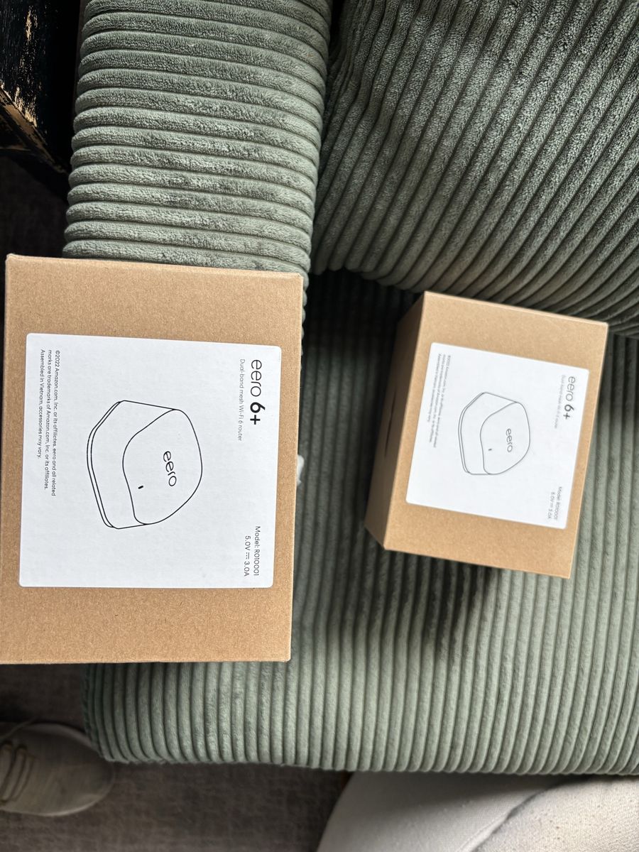 Amazon eero 6+ Dual-Band Mesh Wi-Fi 6 Router (2 Pack)