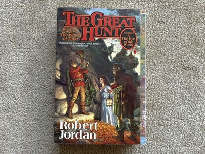 The Great Hunt, by Robert Jordan (paperback, large)