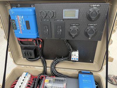 Custom Off-grid Power System in Pelican case by PIKAVO.com