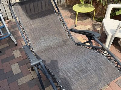 Outdoor Reclining Zero Gravity Lounge Chair with Adjustable Sun Shade Canopy