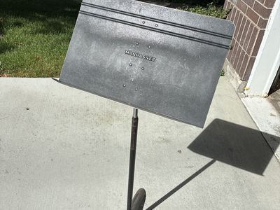 MANHASSET music stand