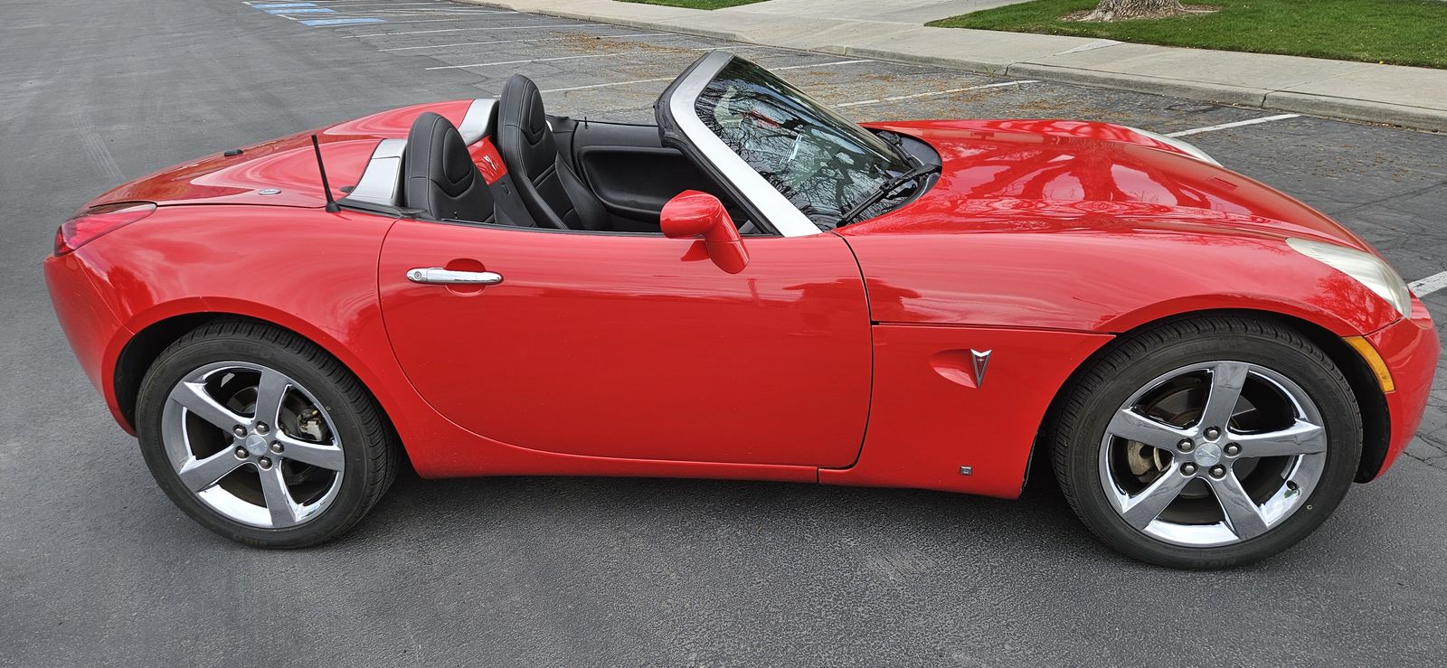 2006 Pontiac Solstice Base
